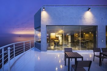 EL Hotel 3*