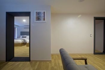 EL Hotel 3*