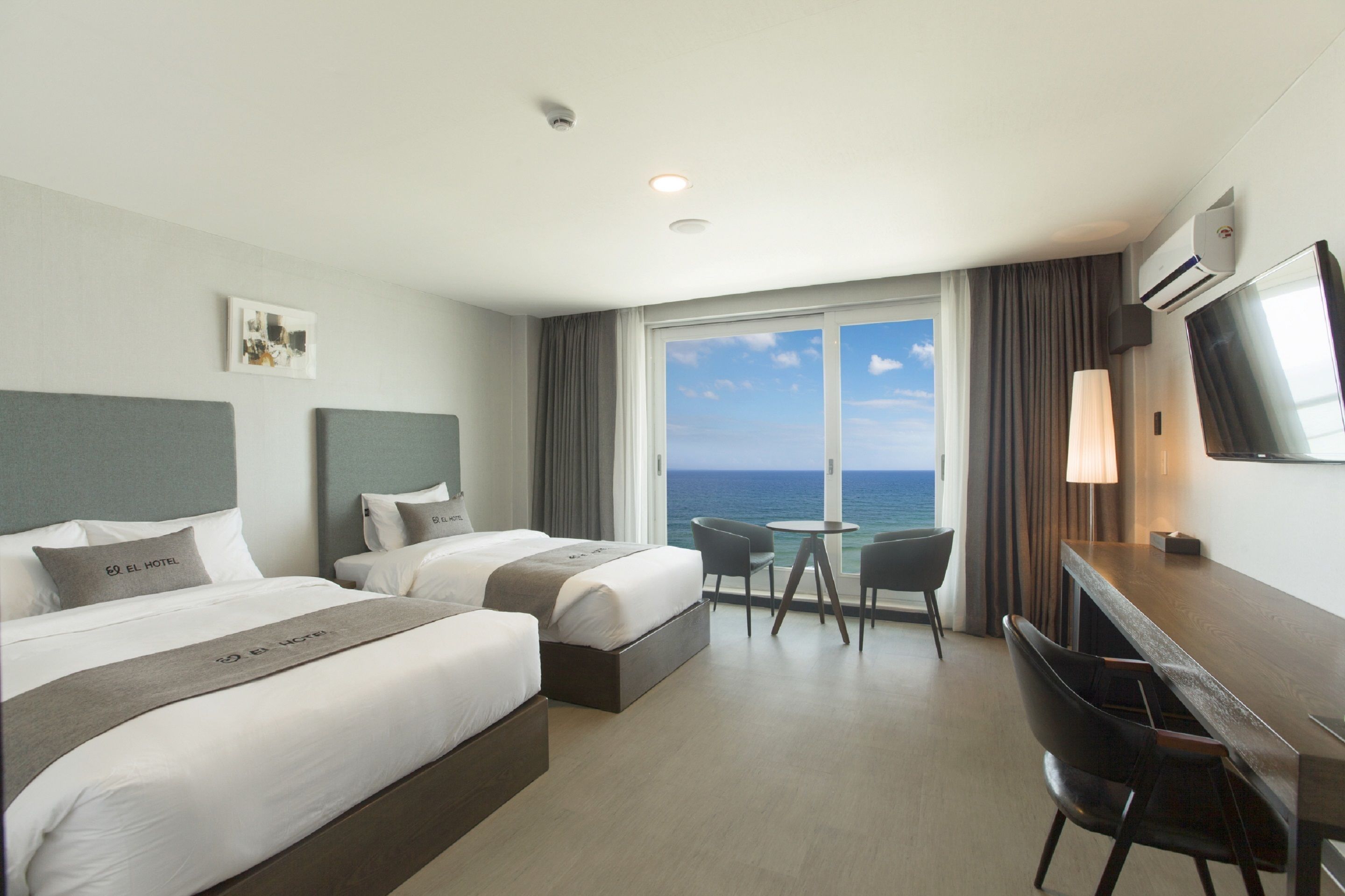 EL Hotel 3*
