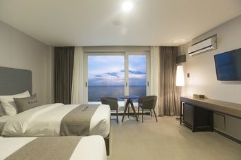 EL Hotel 3*