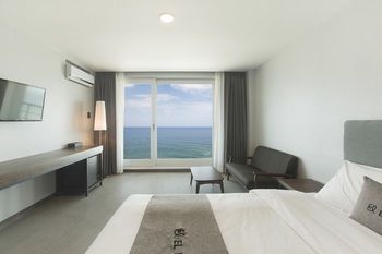 EL Hotel 3*