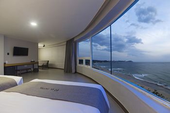 EL Hotel 3*