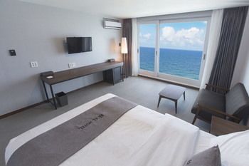 EL Hotel 3*