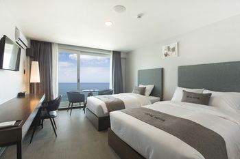 EL Hotel 3*