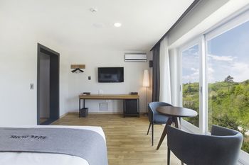 EL Hotel 3*