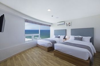 EL Hotel 3*