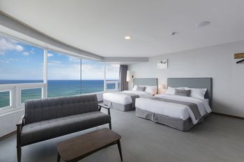 EL Hotel 3*