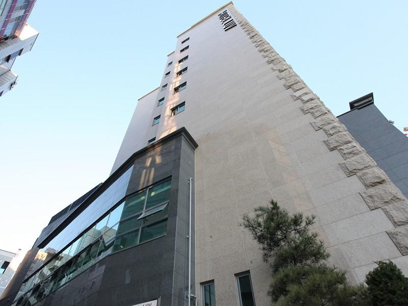 Business Design Hotel Luv 4*