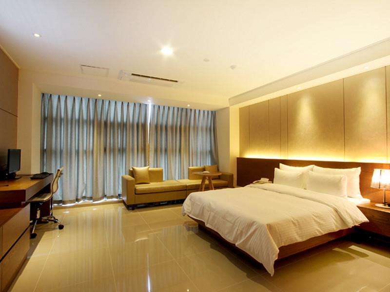 Premiers Hotel 3*