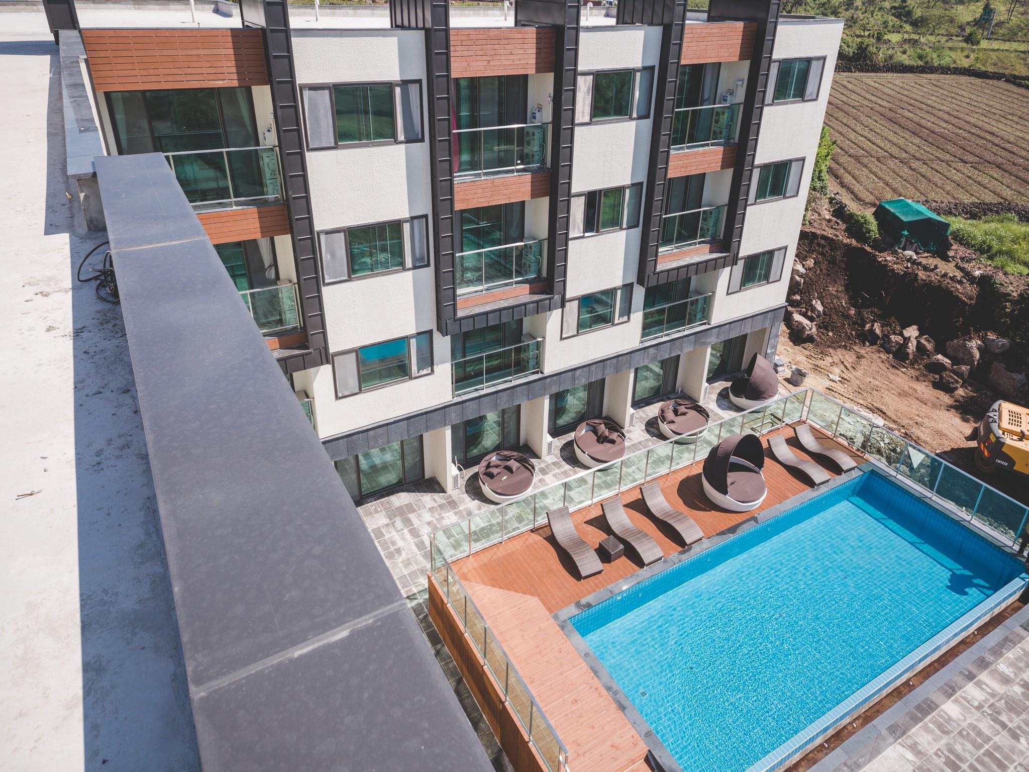 Sally's Jeju 3*