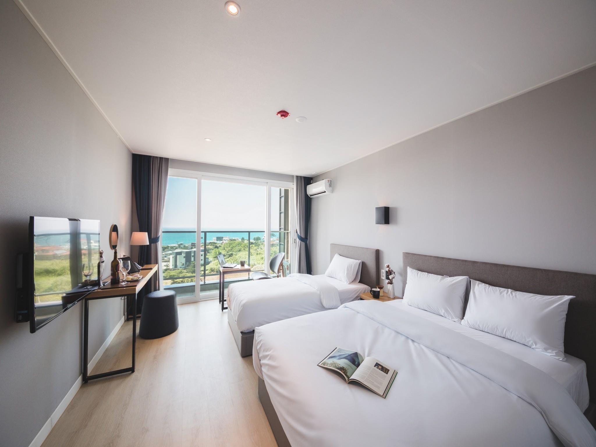 Sally's Jeju 3*