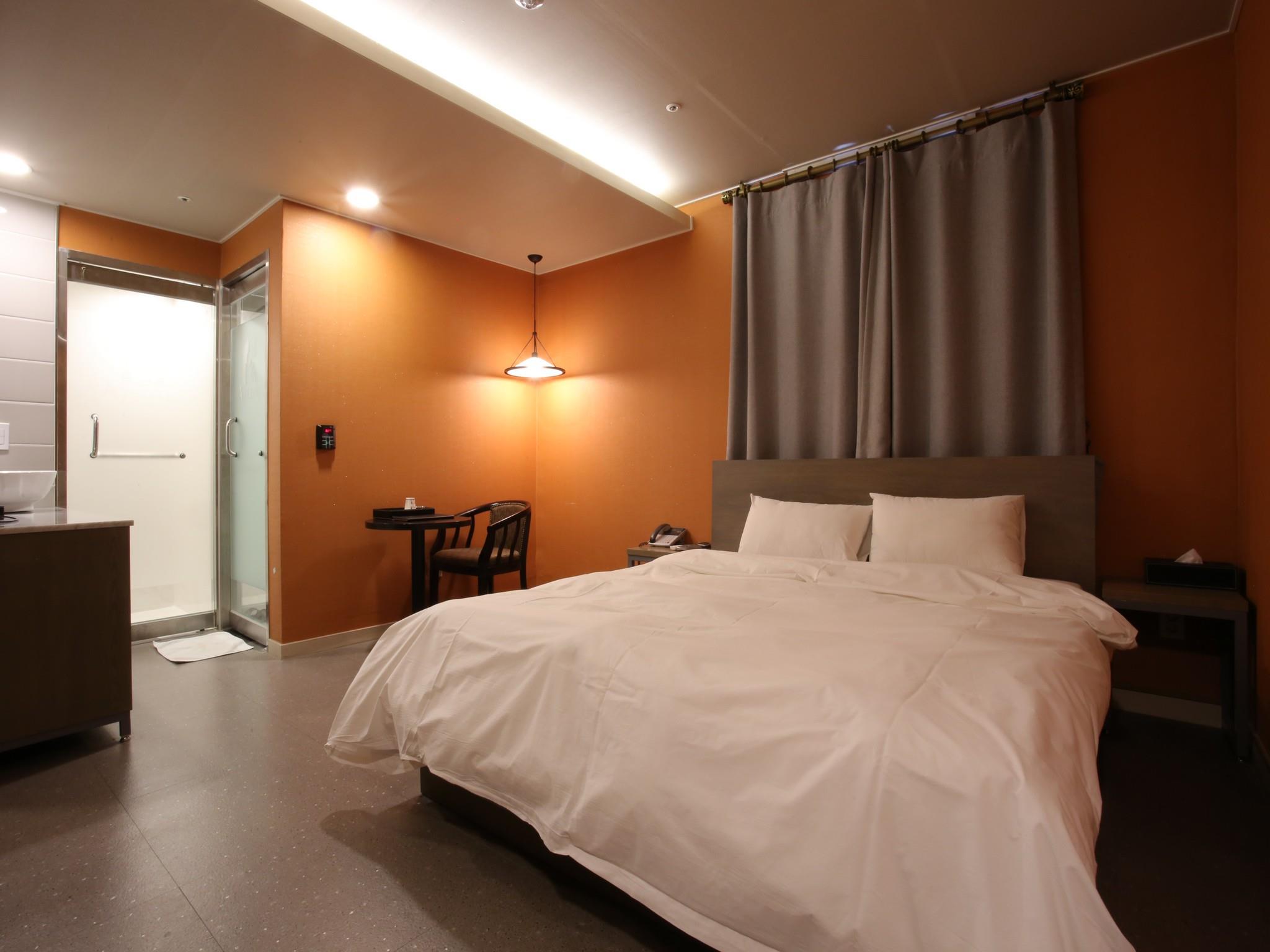 A7 Hotel 2*