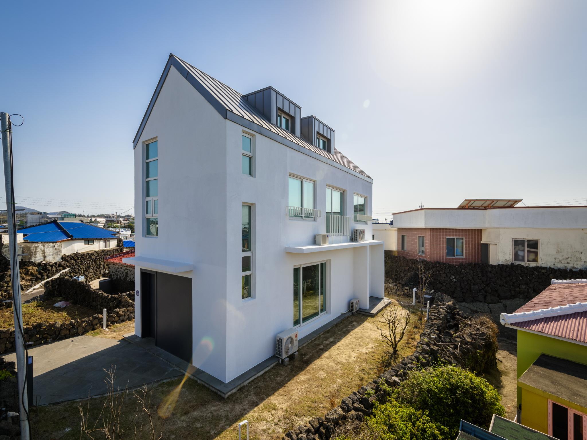 Jeju Woljeongrie 1*