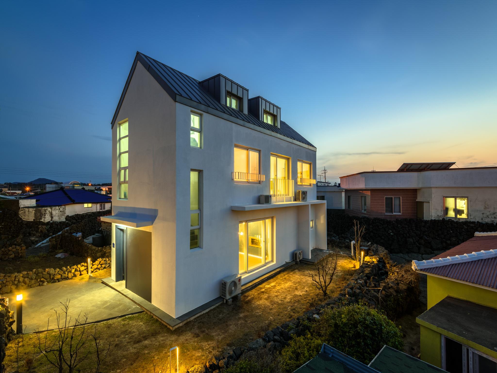 Jeju Woljeongrie 1*