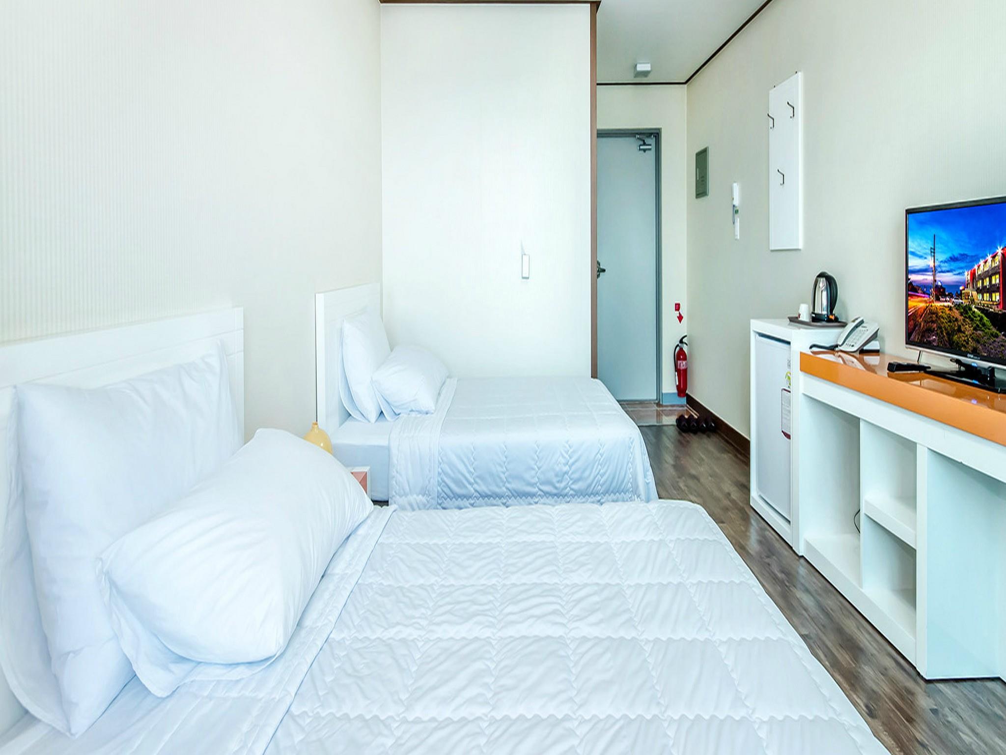 Woorim Hotel 2*