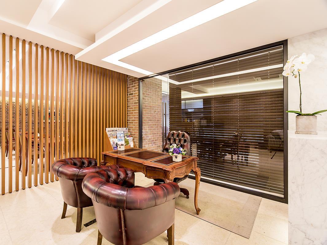 Korea Tourist Hotel 3*
