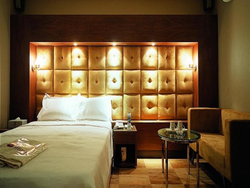 Hotel TJ 2*