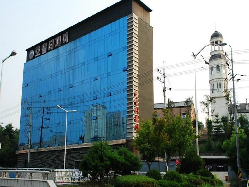 Hotel TJ 2*