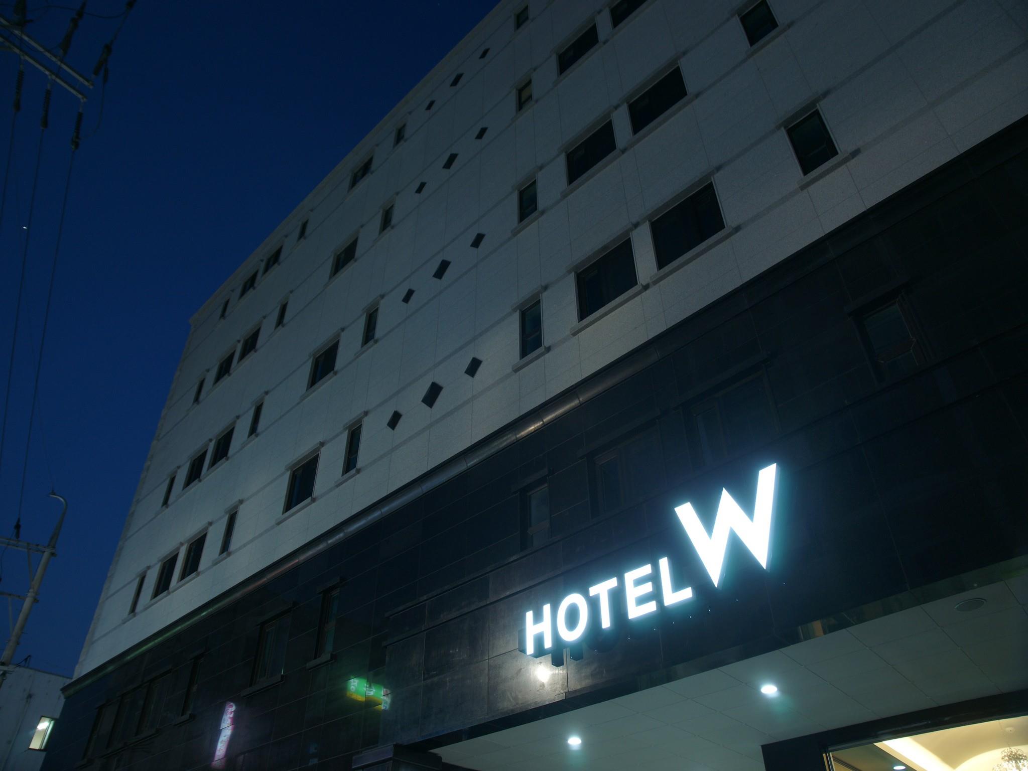 Hotel W Shinjeju 2*