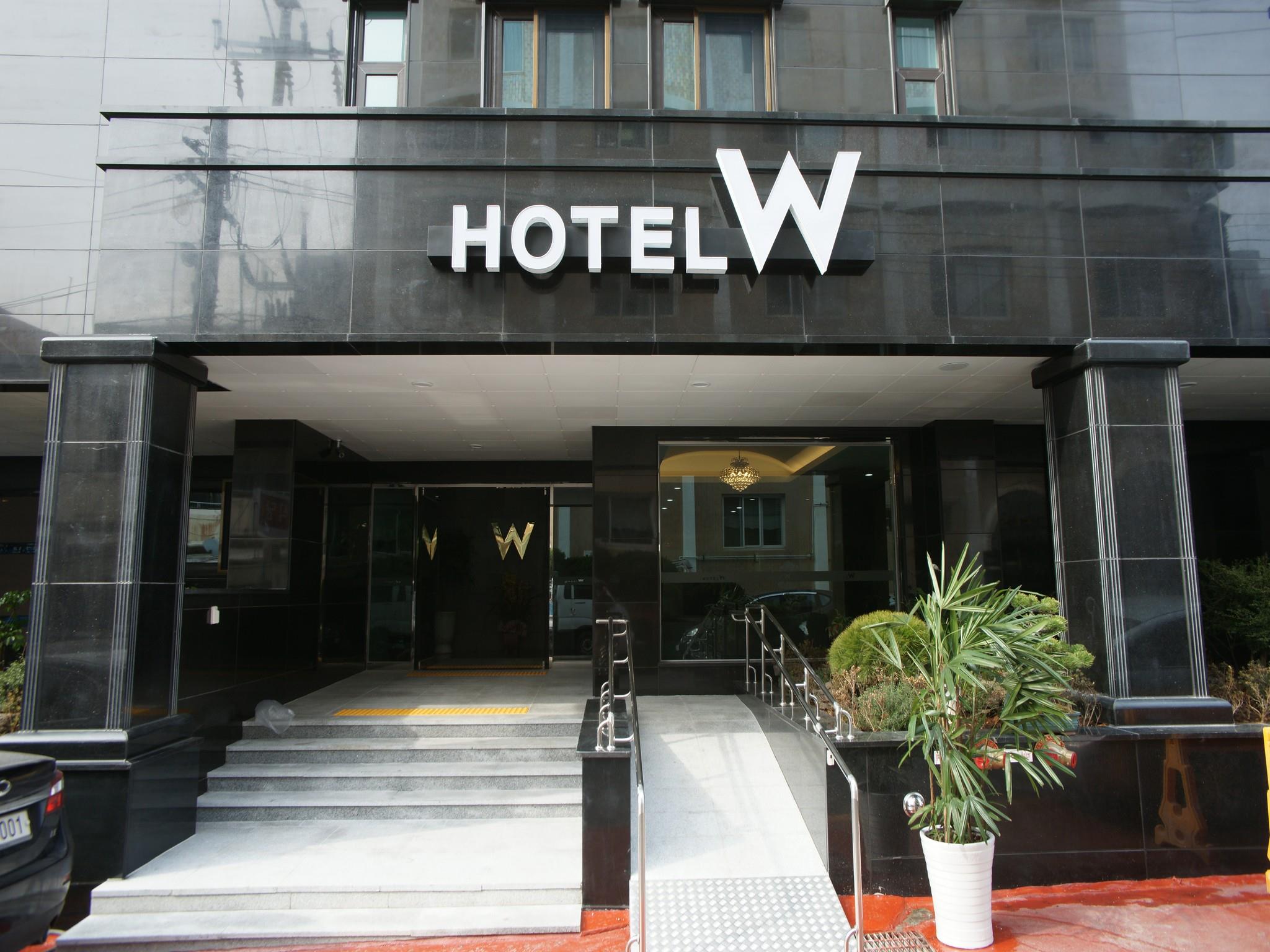 Hotel W Shinjeju 2*