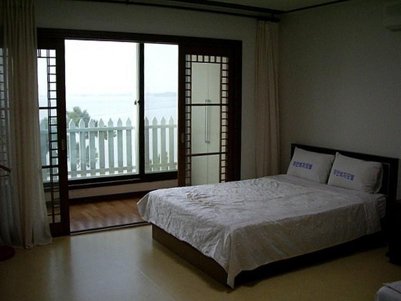 Muan Beach Hotel 2*