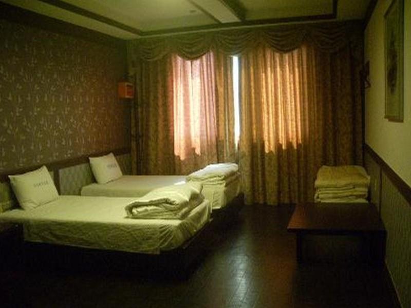 Muan Beach Hotel 2*