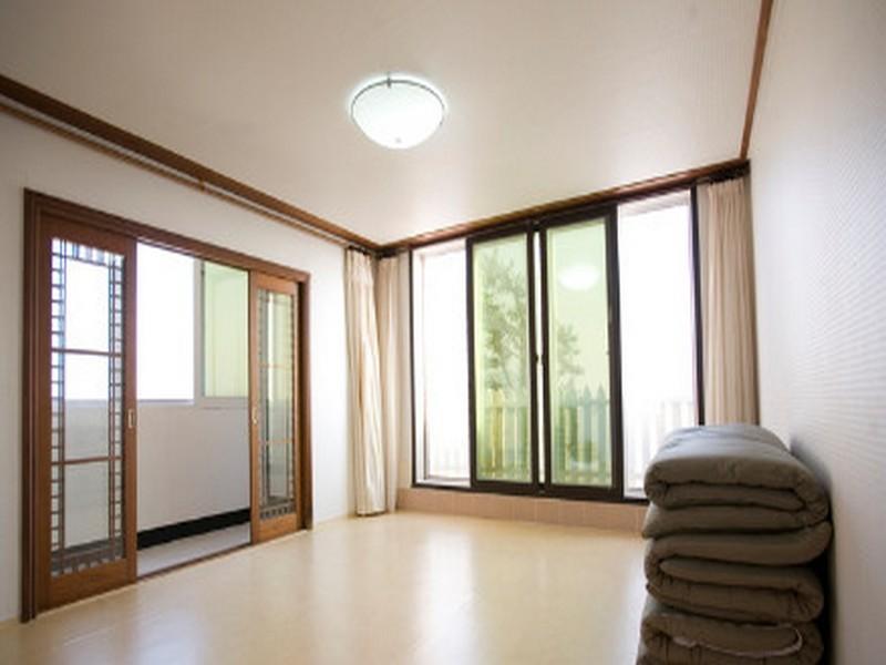 Muan Beach Hotel 2*