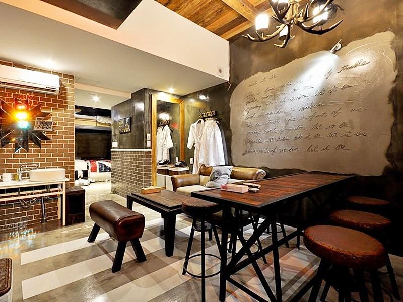 February Hotel Hwanggeum 3*