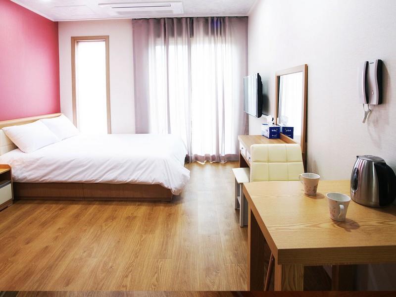 Hotel The Grang Jungmun 3*