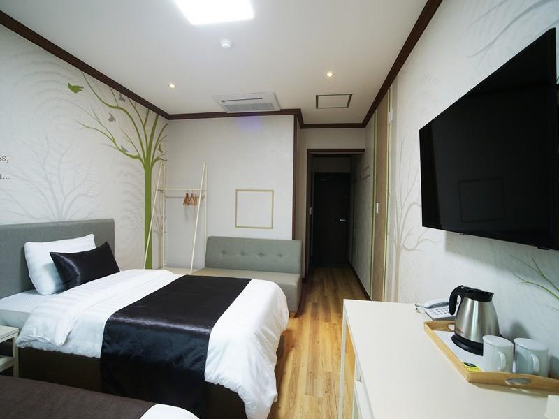 Seongsan Aqua Beach Hotel 3*