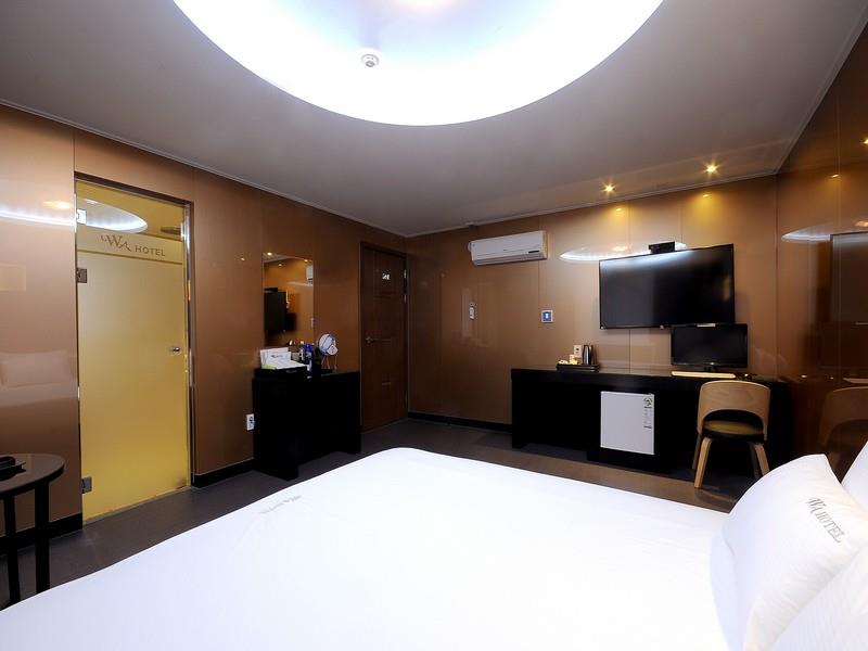 WA Hotel Nampo 2*