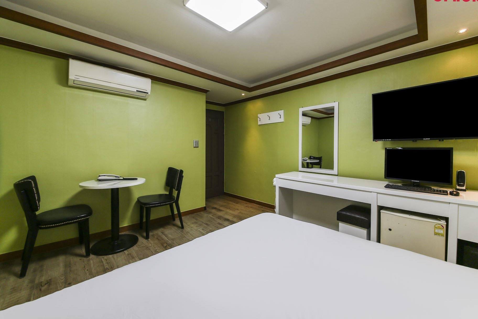 Dapsimni Hotel Grim 2*