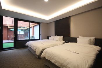 Casaday Hotel 3*