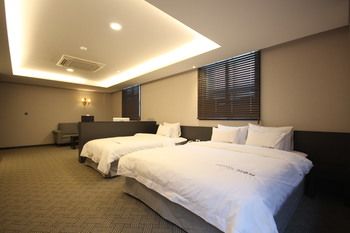 Casaday Hotel 3*