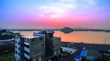 Hu an Stay Jeju-do 2*