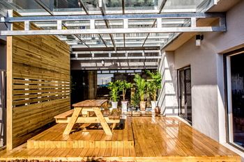 Hu an Stay Jeju-do 2*