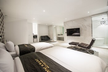 Hotel AMARE 2*