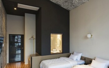 Hound Hotel Changwon - Jinhae Yongwon 3*