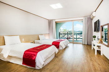 Whinstone Hotel and Resort 3*