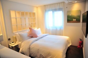 Sillim Dominique Hotel 3*