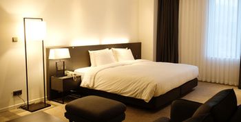 Sky View Hotel 3*