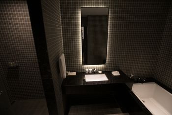 Sky View Hotel 3*