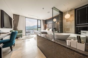 Hotel Bay 204 Dobong 3*