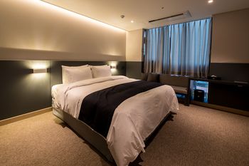 R&B Business Hotel 3*