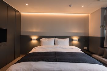 R&B Business Hotel 3*