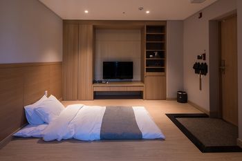 R&B Business Hotel 3*