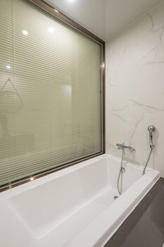 Guseo Browndot Hotel 3*
