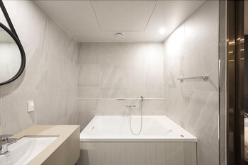 Guseo Browndot Hotel 3*