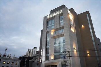 Guseo Browndot Hotel 3*