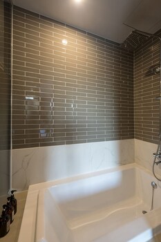 Guseo Browndot Hotel 3*